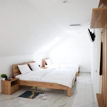 M-23 Hotel-2